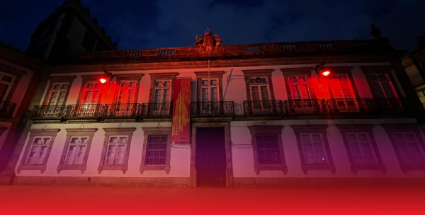 Porto ilumina-se de vermelho no Dia Mundial da Cruz Vermelha e do Crescente Vermelho